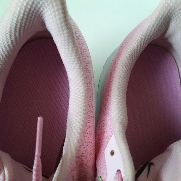 Nike Air Zoom Big Girl size 7Y Pink Sneaker - Picture 7 of 12